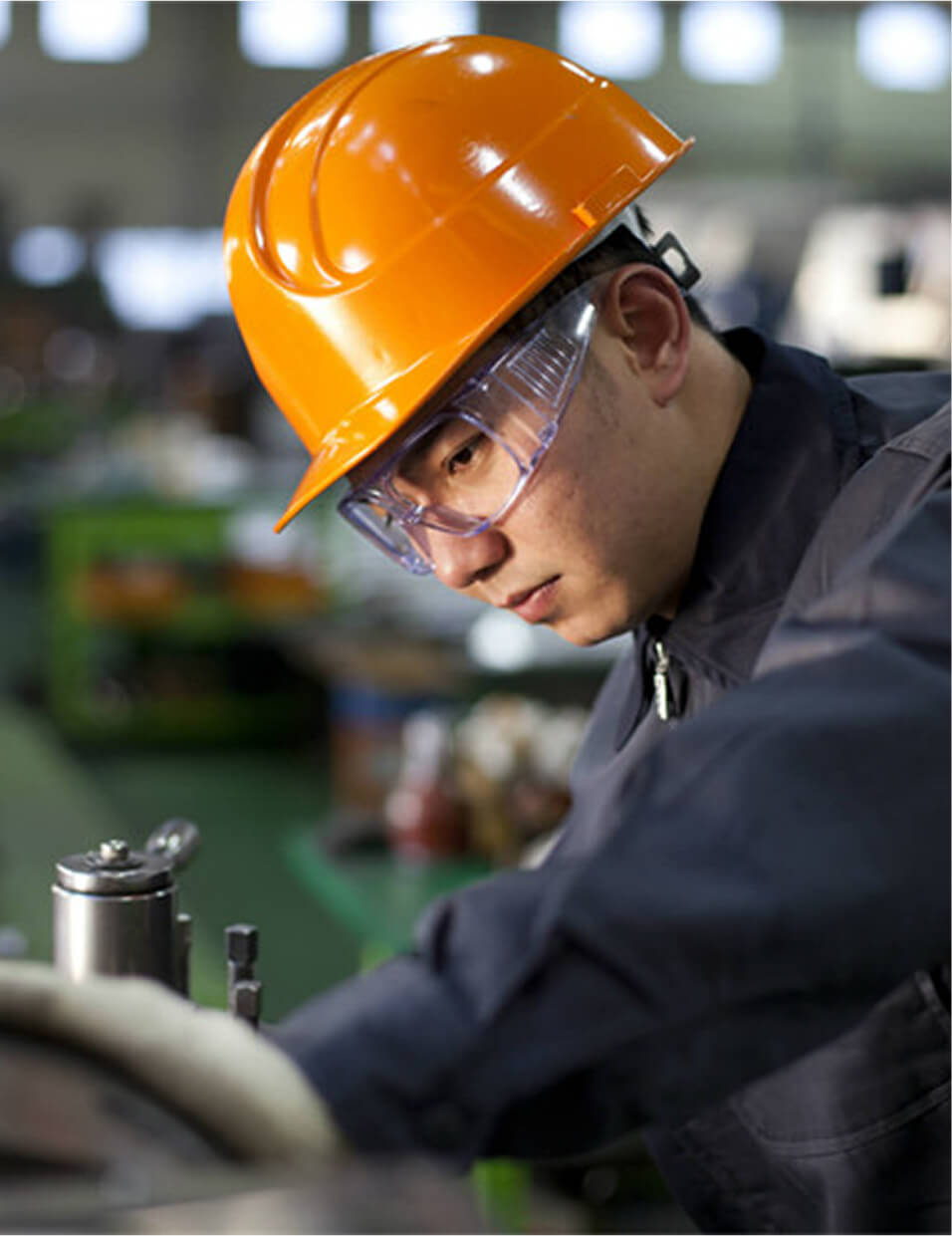SUNWAY employees at work Actual image display